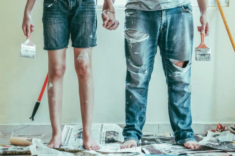man and women painting